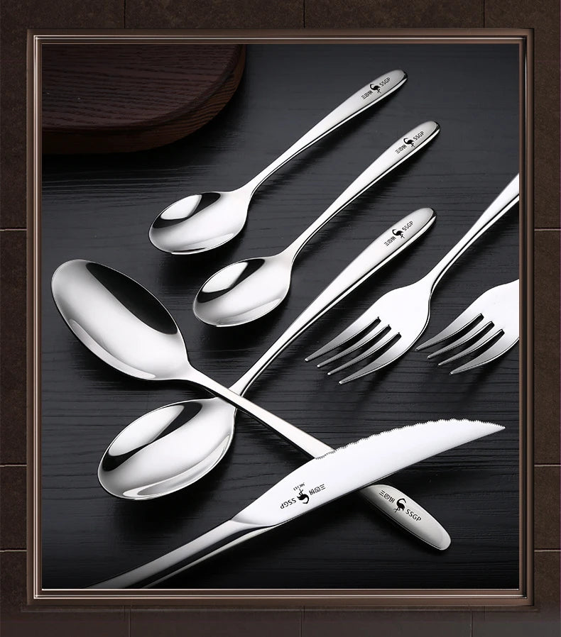 The Flatware Set